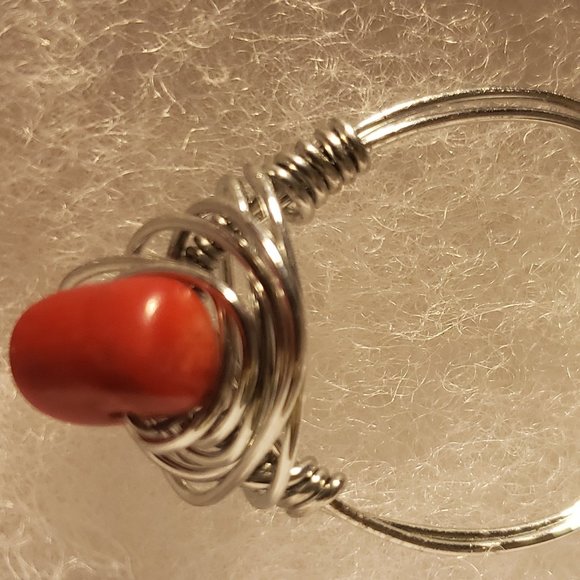 Handmade red centered ring - Picture 3 of 4